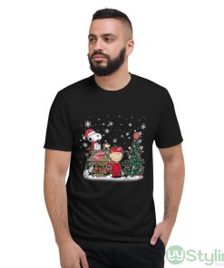 NHL Detroit Red Wings Snoopy Charlie Brown Woodstock Christmas Stanley Cup Hockey Shirt - Short Sleeve T-Shirt