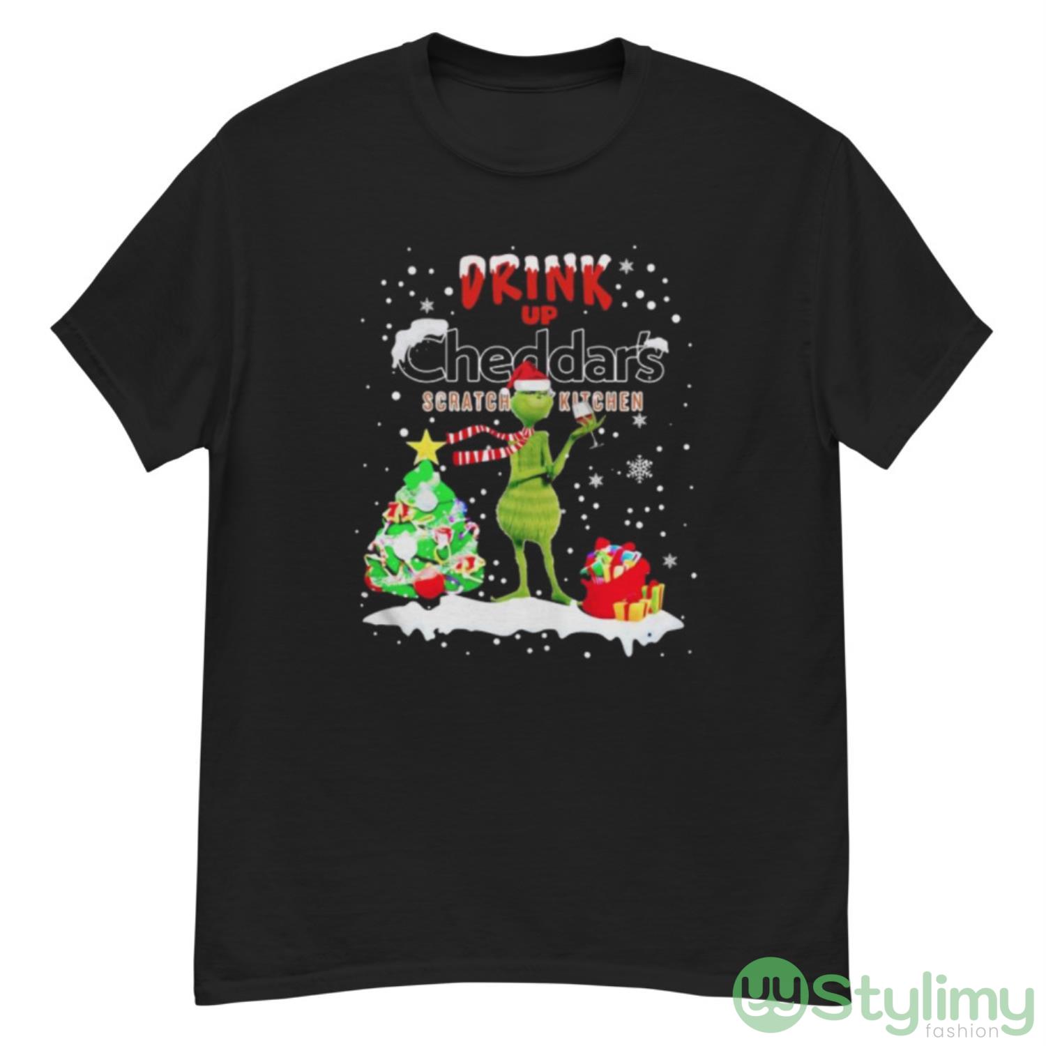 Grinch Drink Up Cheddar’s Scratch Kitchen Christmas shirt 7 Grinch Drink Up Cheddar’s Scratch Kitchen Christmas shirt - G500 Men’s Classic T-Shirt