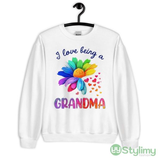 I Love Being A Grandma Sunflower Design Shirt - 18000 Unisex Heavy Blend Crewneck Sweatshirt