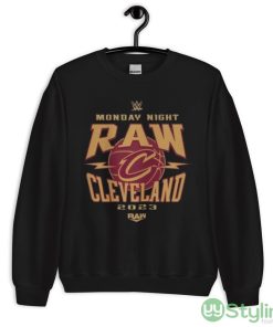 Monday Night RAW x Cleveland Cavaliers 2023 shirt - 18000 Unisex Heavy Blend Crewneck Sweatshirt