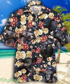 Black Angus Cattle Lovers Green Plaid Pattern Tropical Hawaiian Shirt Product Photo 1