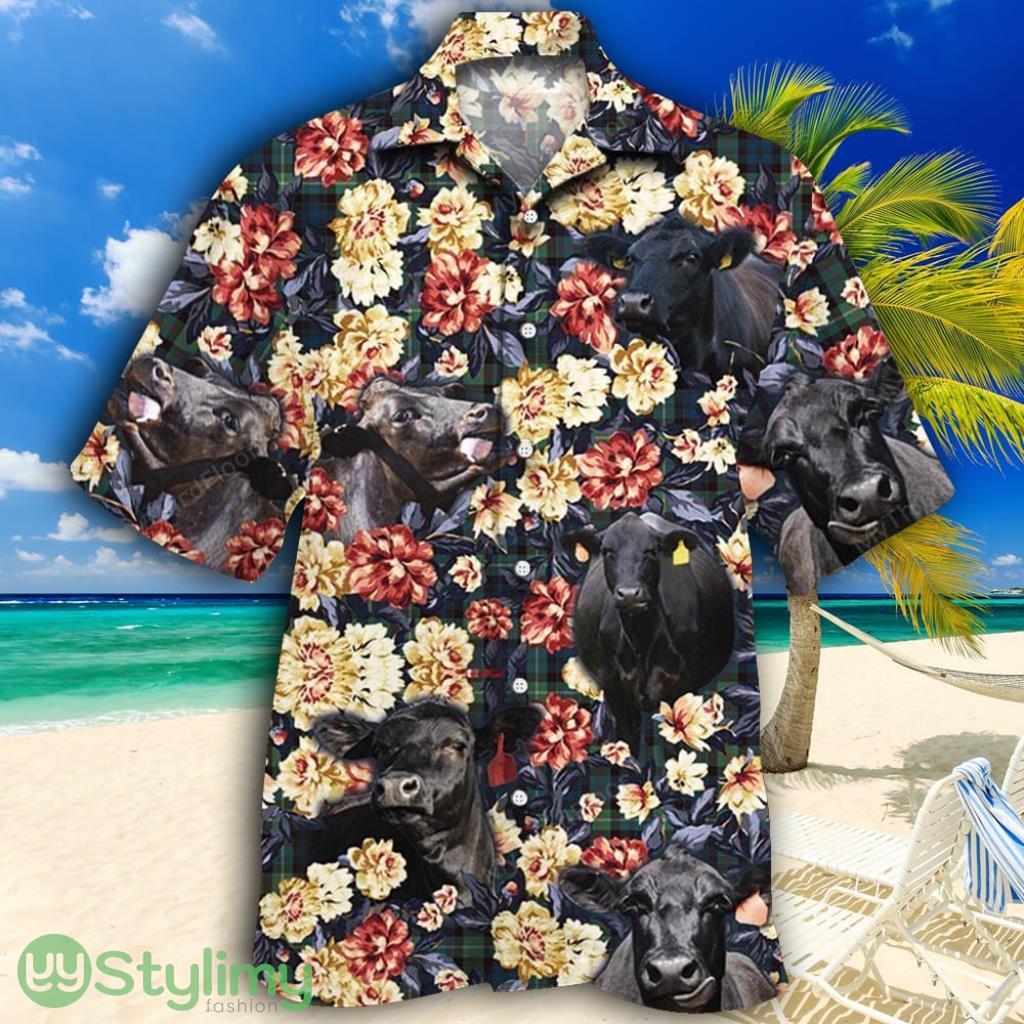 Black Angus Cattle Lovers Green Plaid Pattern Tropical Hawaiian Shirt 2 Black Angus Cattle Lovers Green Plaid Pattern Tropical Hawaiian Shirt Product Photo 1