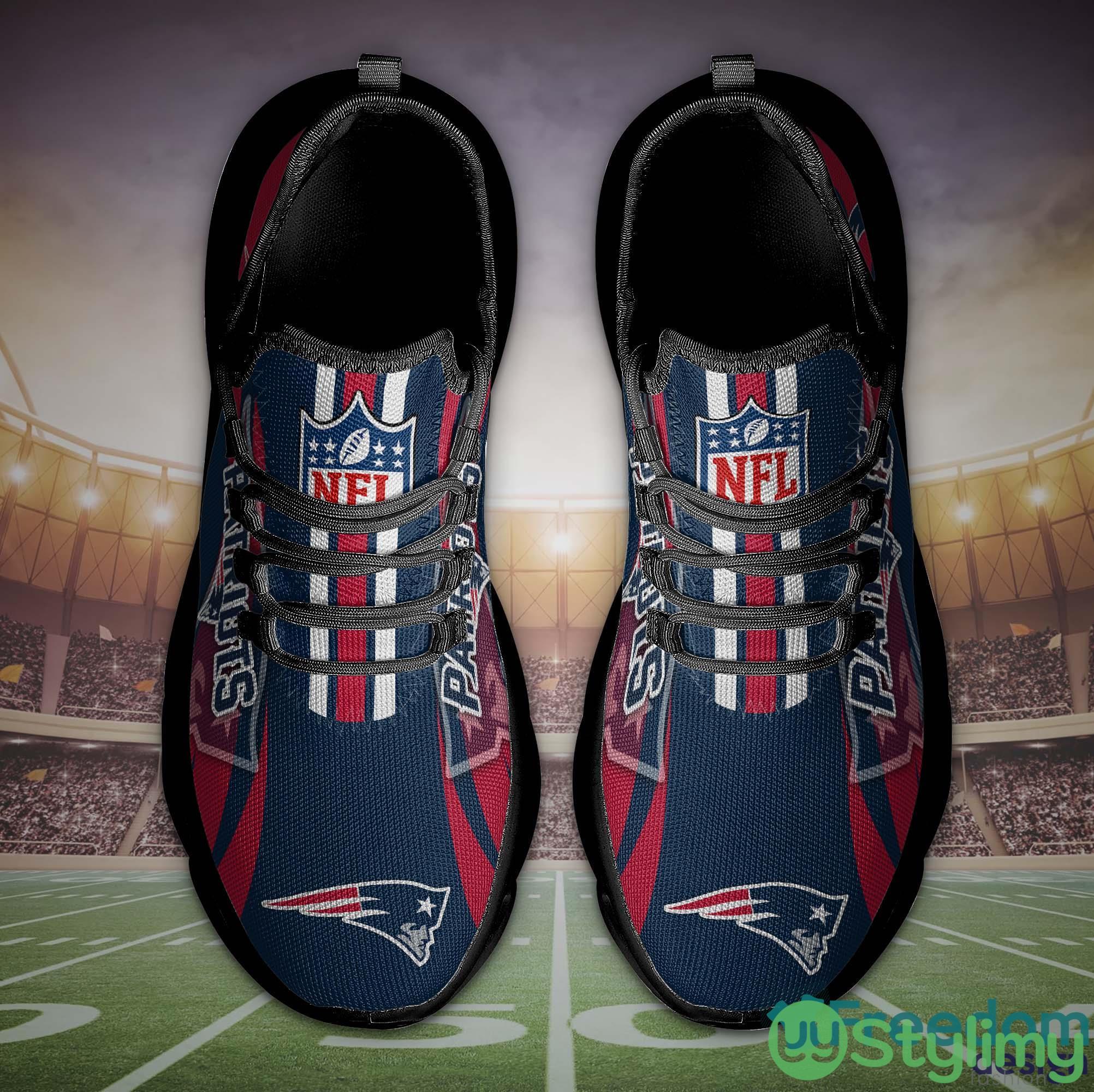 New England Patriots Max Soul Shoes Personalized Chunky Sneakers For Fans Gift 3 New England Patriots Max Soul Shoes Personalized Chunky Sneakers For Fans Gift - New England Patriots – Personalized Max Soul Shoes_3