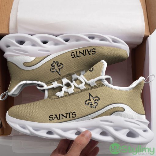 New Orleans Saints Logo Running Sneaker Max Soul Shoes In Gold Gift For Men And Women - New Orleans Saints Logo Pattern 3D Max Soul Sneaker Shoes In Gold_4