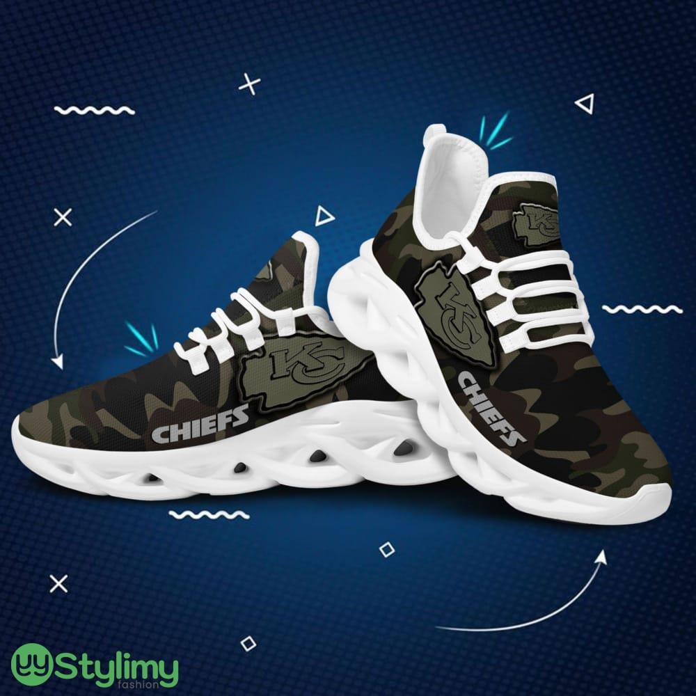 Kansas City Chiefs Camo Camouflage Design Trending Max Soul Clunky Sneaker Shoes 2 Kansas City Chiefs Camo Camouflage Design Trending Max Soul Clunky Sneaker Shoes - Kansas City Chiefs Camo Camouflage Design Trending Max Soul Clunky Sneaker Football Team Fans_2