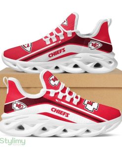Kansas City Chiefs Logo Pattern 3D Max Soul Sneaker Shoes In Red And White - Kansas City Chiefs Logo Pattern Custom Name 3D Max Soul Sneaker Shoes In Red And White_1