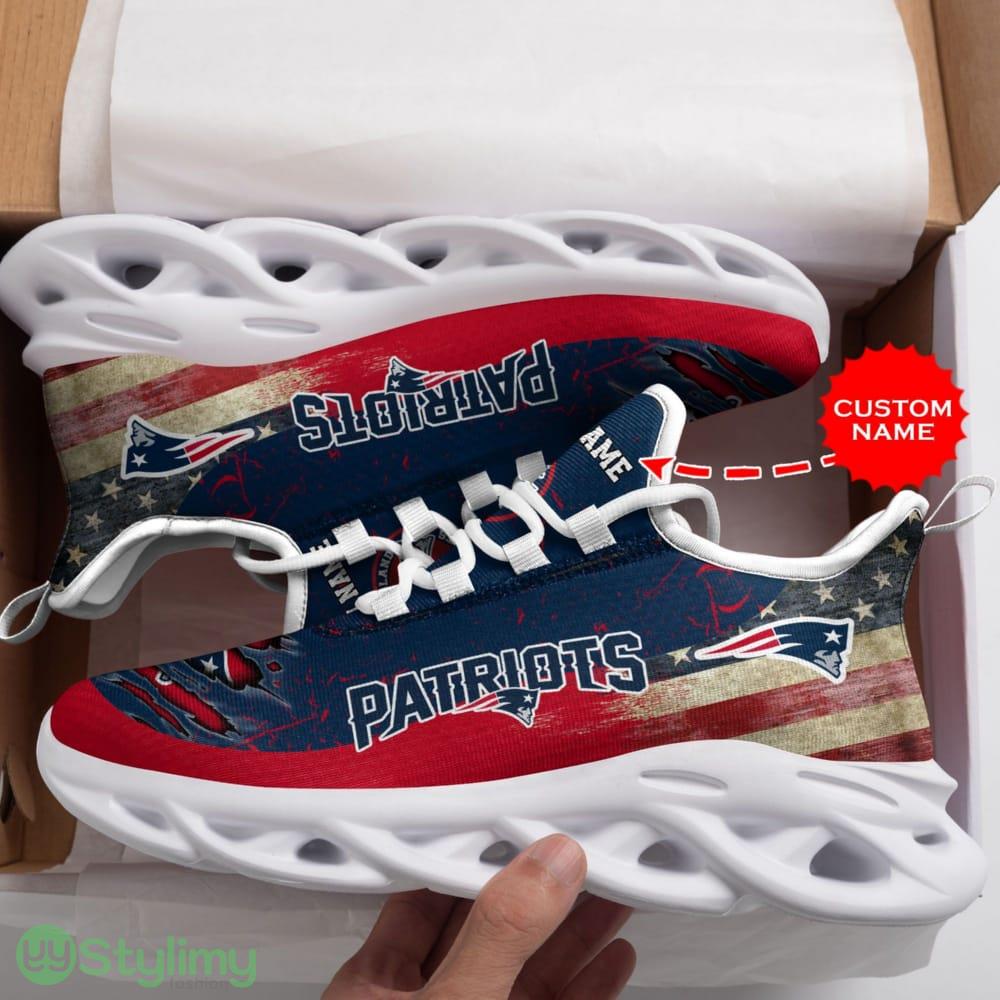 New England Patriots Logo Flag Pattern Custom Name 3D Max Soul Sneaker Shoes 2 New England Patriots Logo Flag Pattern Custom Name 3D Max Soul Sneaker Shoes - New England Patriots Logo Flag Pattern Custom Name 3D Max Soul Sneaker Shoes_2