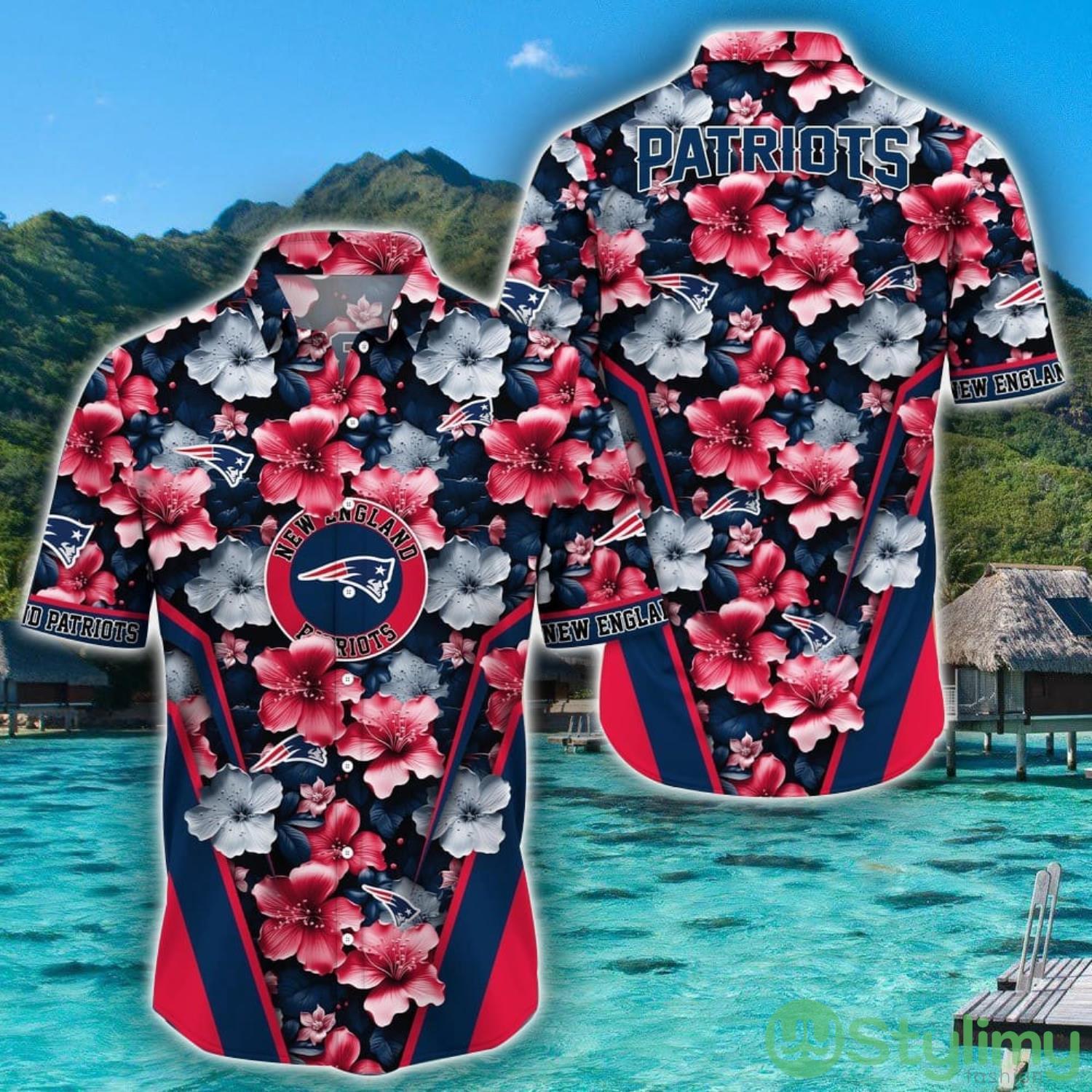 Personalized NFL New England Patriots Hawaiian Shirt New Gift Aloha Shirt 2 Personalized NFL New England Patriots Hawaiian Shirt New Gift Aloha Shirt Product Photo 1