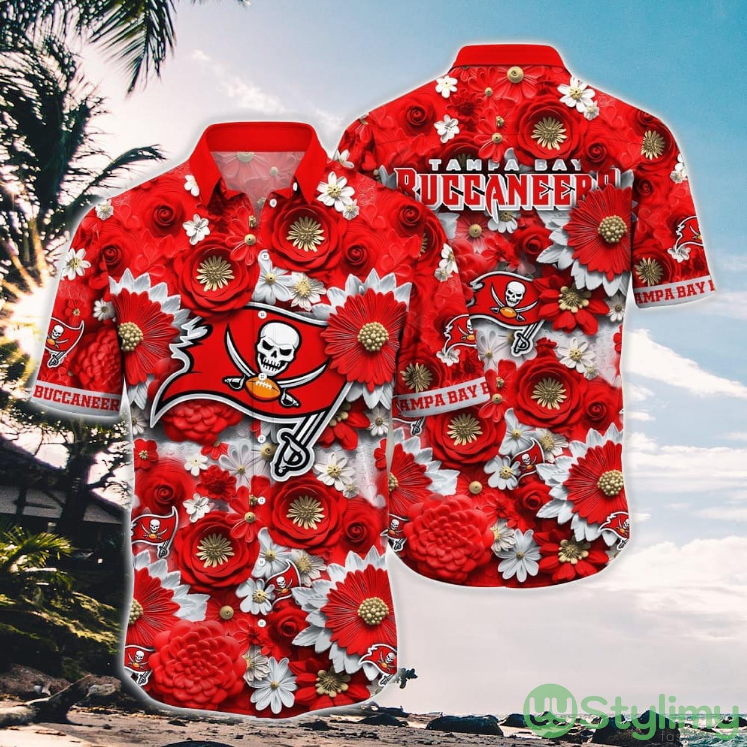 Personalized NFL Tampa Bay Buccaneers Hawaiian Shirt Summer Vacation Aloha Shirt 2 Personalized NFL Tampa Bay Buccaneers Hawaiian Shirt Summer Vacation Aloha Shirt Product Photo 1