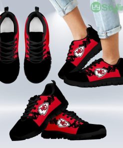 Doodle Line Amazing Kansas City Chiefs Sneakers V2 Shoes Gift For Men And Women Product Photo 1